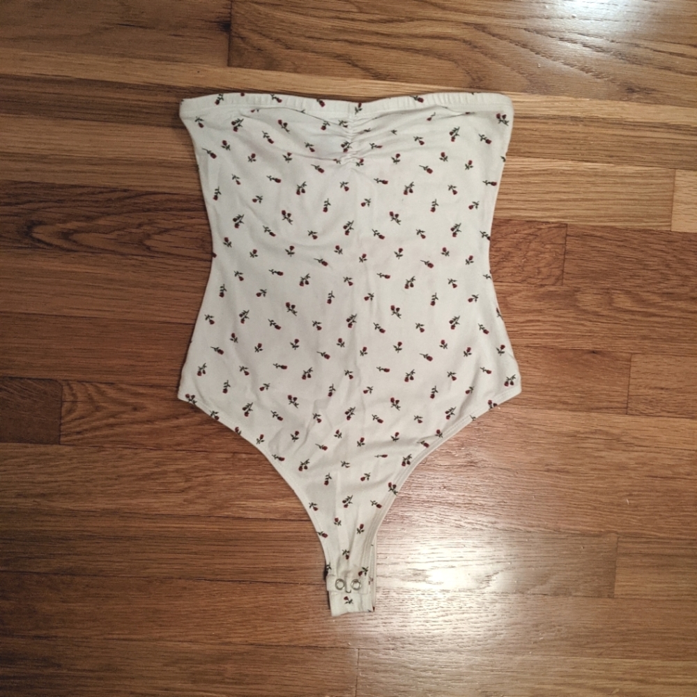 Floral strapless bodysuit